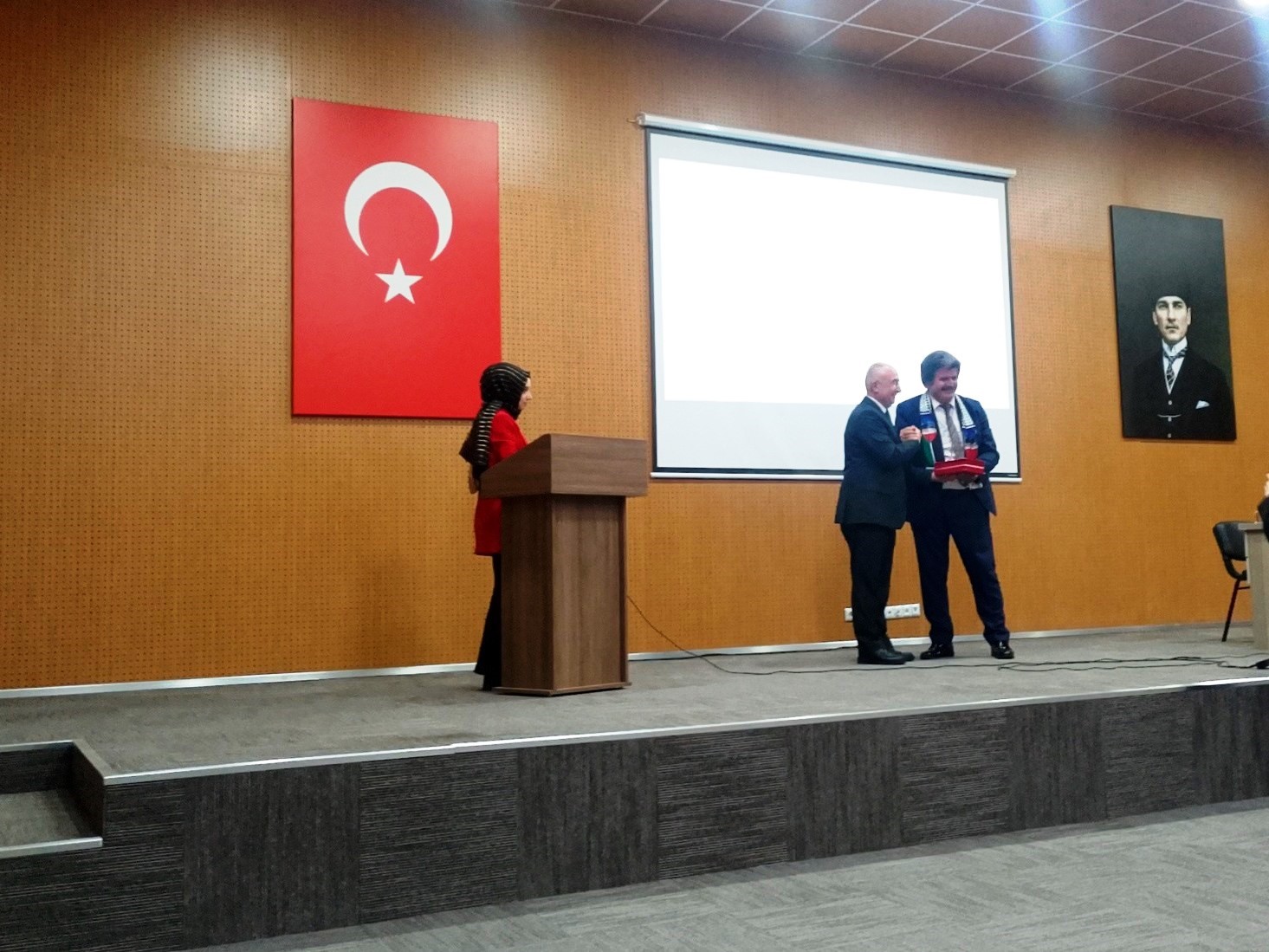 Hisarcık’ta "Eğitimde Rol Modeller" adlı konferans