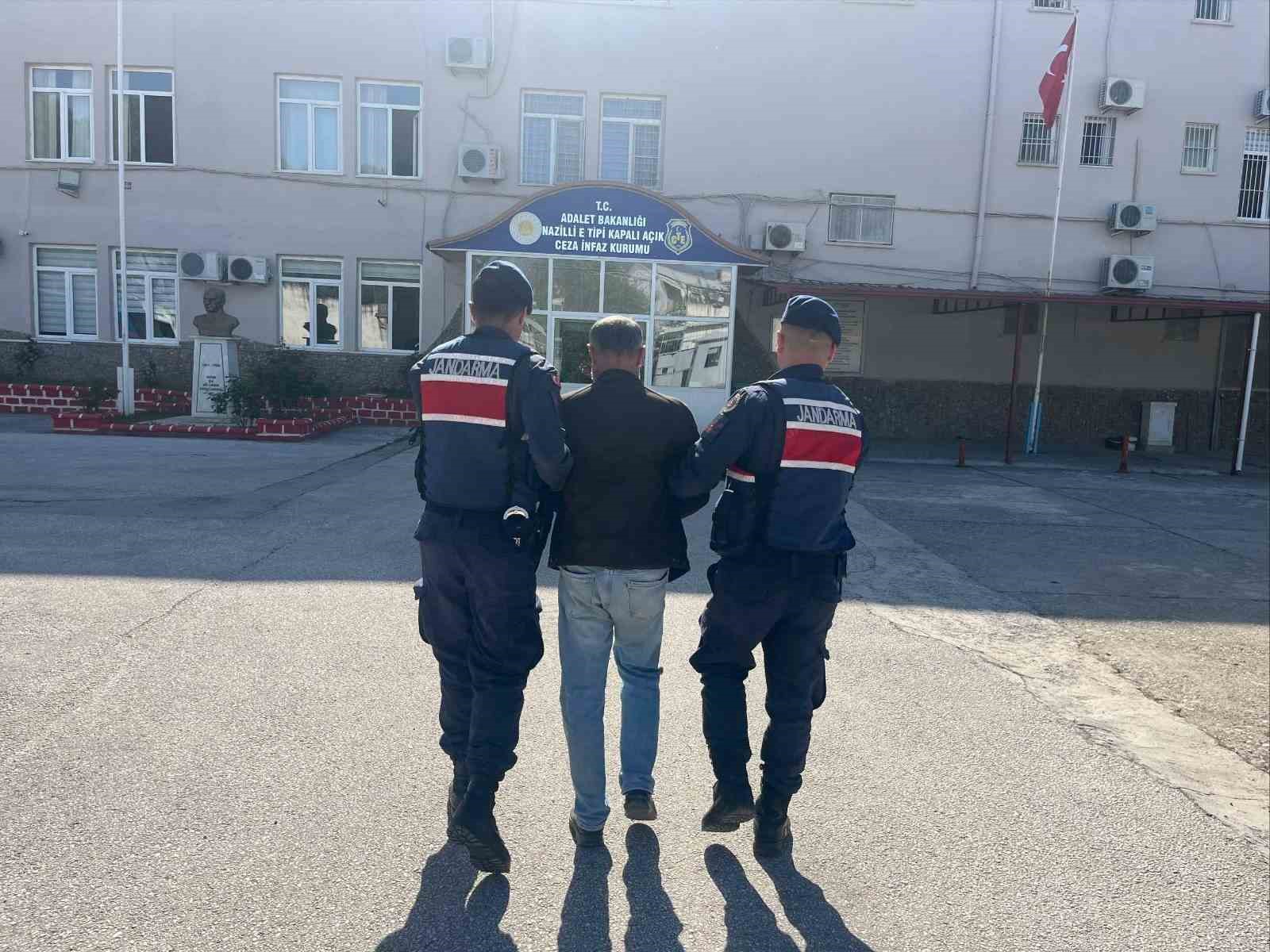 Aydın’da 42 aranan şahıs yakalandı