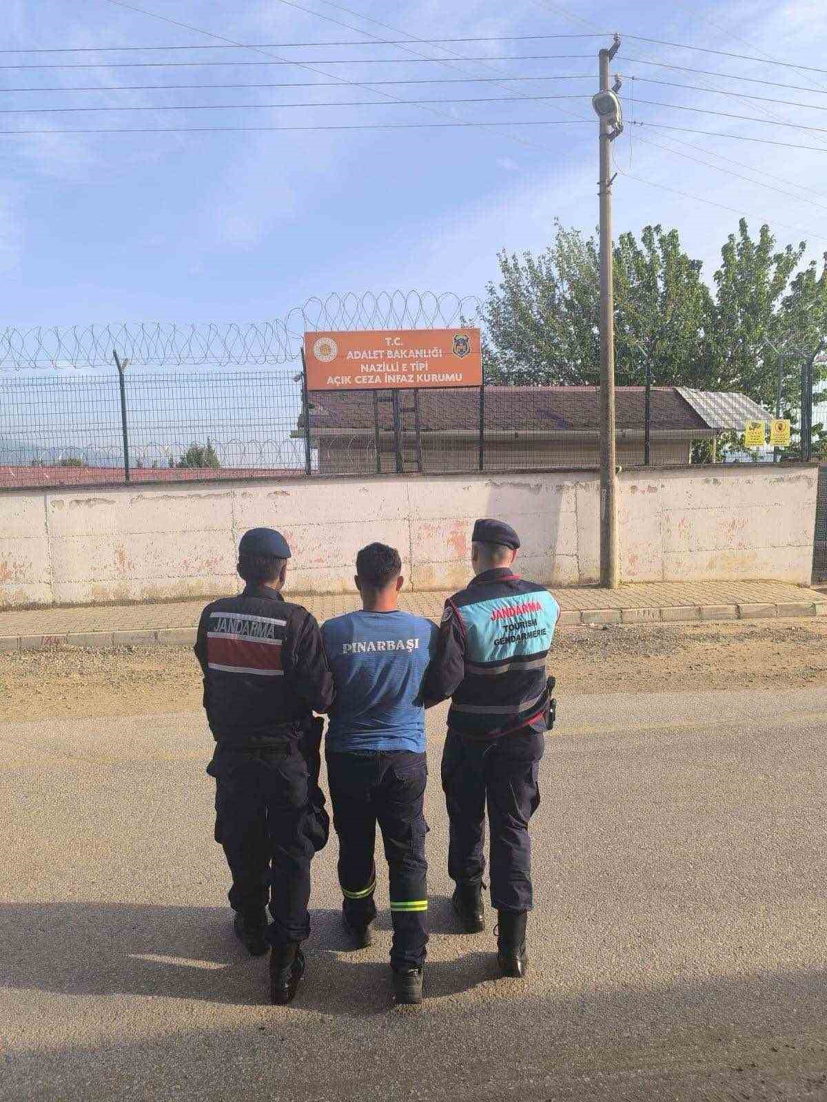 Aydın&rsquo;da 42 aranan şahıs yakalandı
