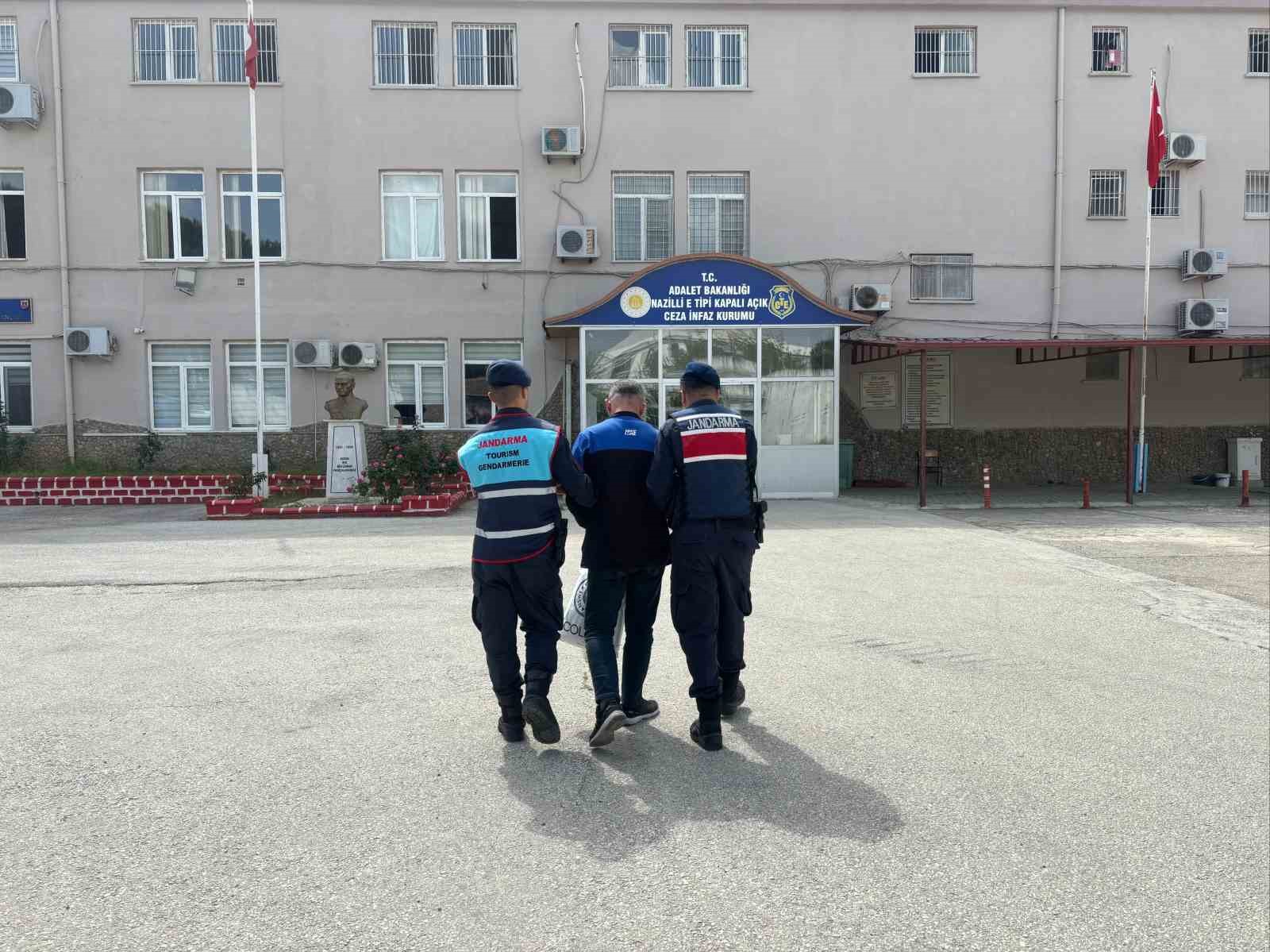 Nazilli’de jandarma ekiplerinden uyuşturucu operasyonu: 1 tutuklama