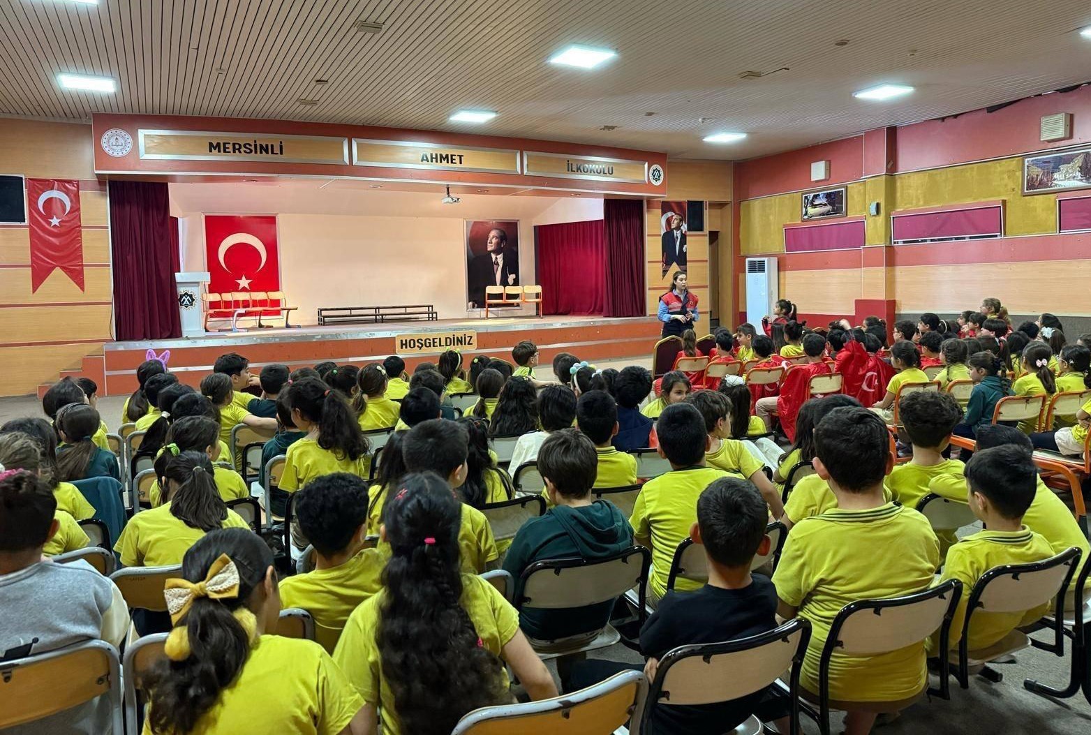 Jandarmadan öğrencilere siber farkındalık eğitimi