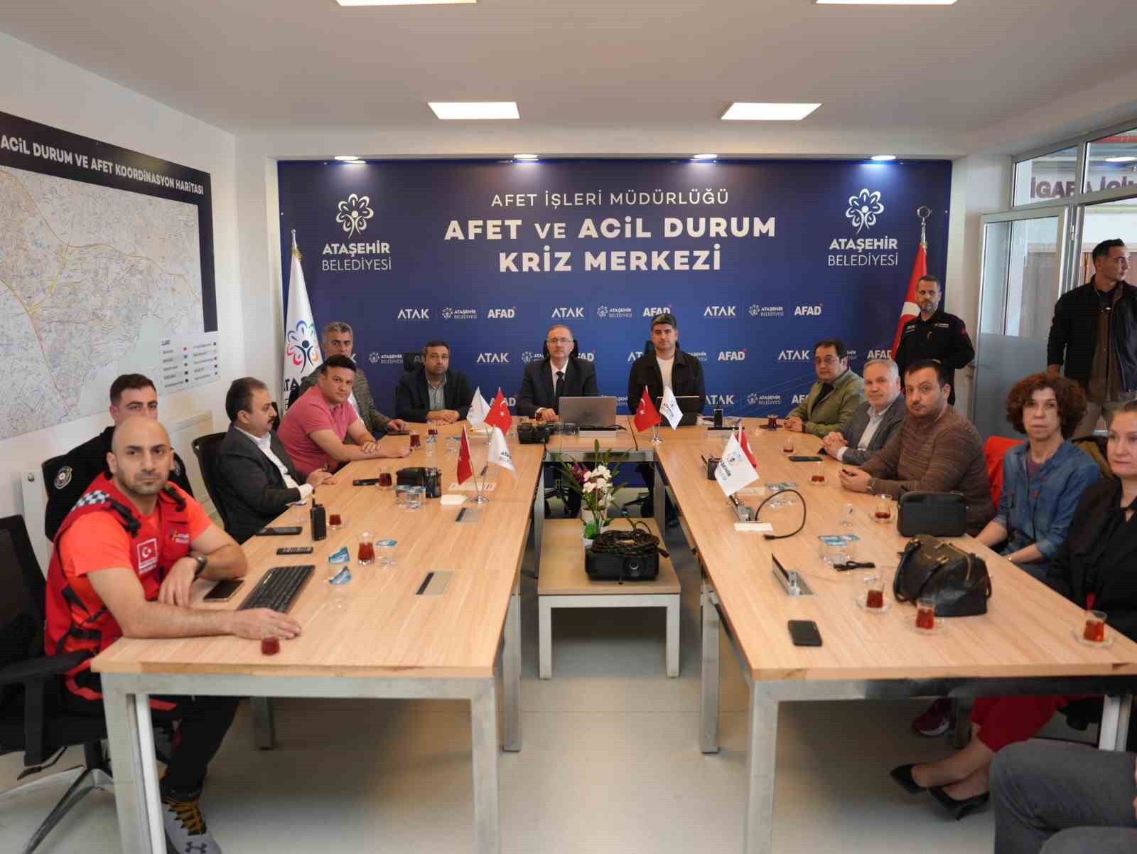 Deprem sonrası Ataşehir’de kriz masası kuruldu