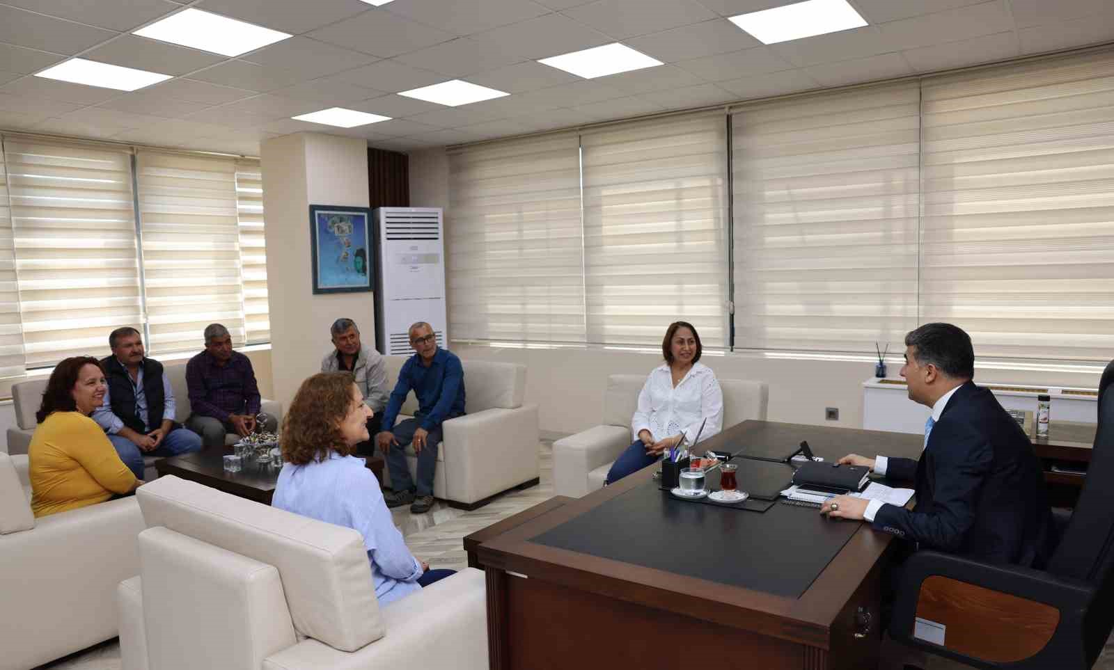 Şener: "Akdeniz Belediyesinin 1 milyar 400 milyon lira borcu var"