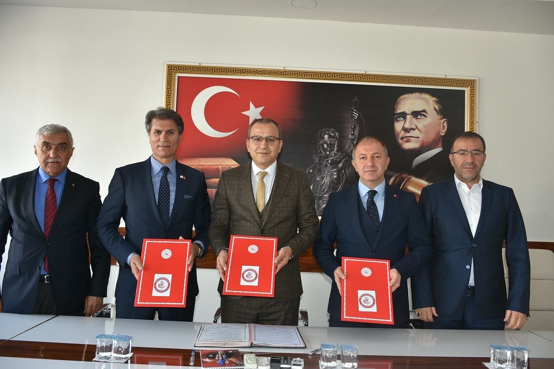 Floor curling iş birliği protokol&uuml;
