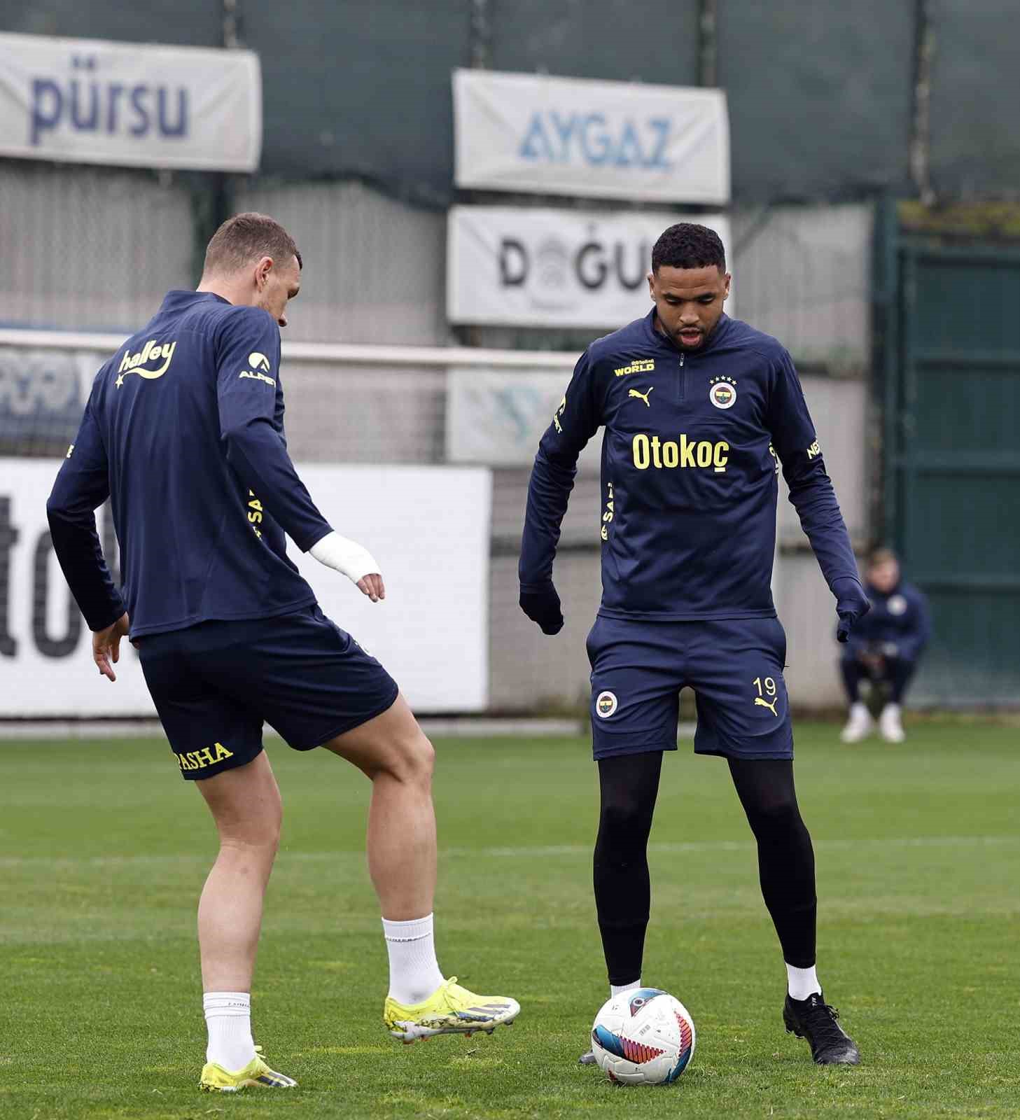 Fenerbahçe, Gaziantep FK maçının hazırlıklarına devam etti