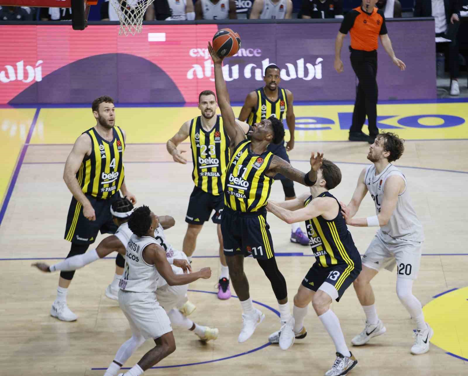 Fenerbahçe Beko, seride durumu 2-0’a getirdi