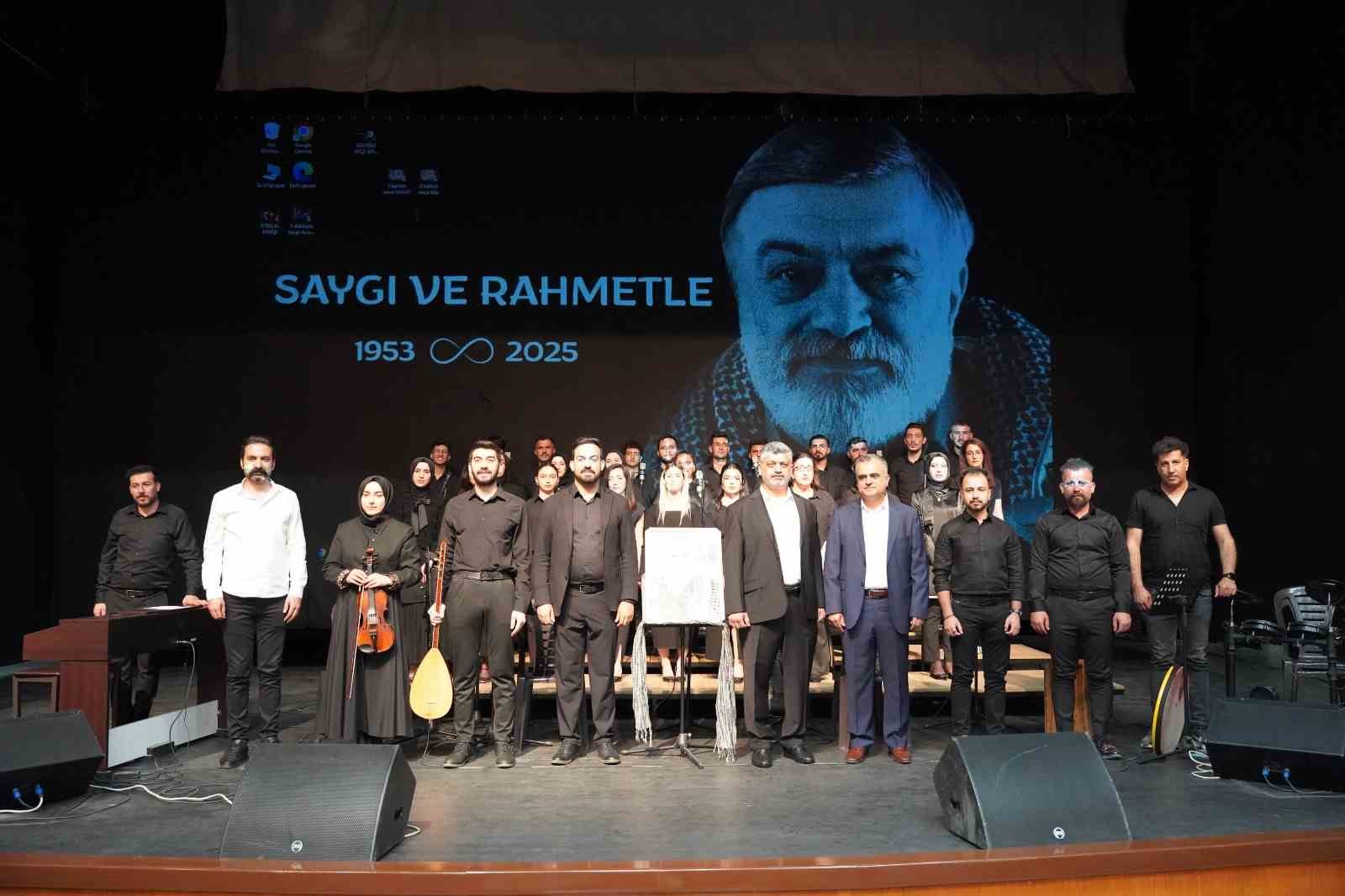 Öğretmenler korosu Kahtalı Mıçe’yi anma gecesi düzenledi