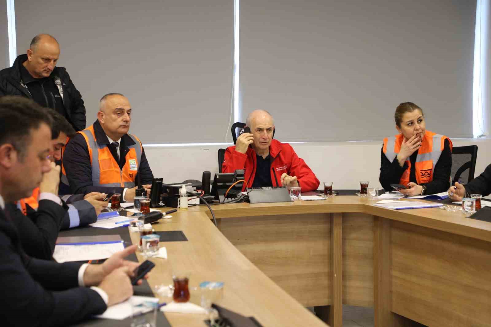 B&uuml;y&uuml;k&ccedil;ekmece Belediyesi il&ccedil;e halkının ihtiya&ccedil;larını anında karşılıyor
