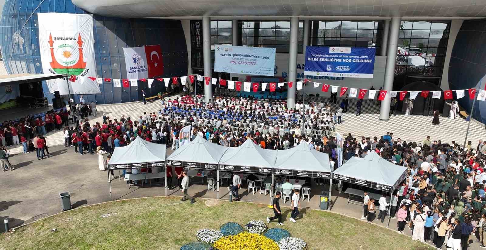 Şanlıurfa’da bilim şenliği başladı