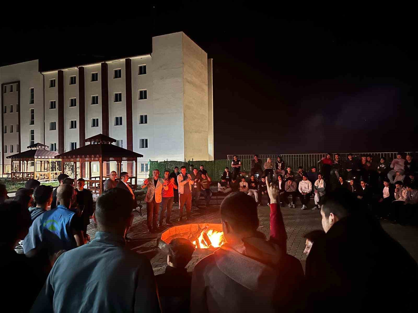 Sultandağı Gen&ccedil;lik Kampı&rsquo;nda 125 gen&ccedil; bir araya geldi
