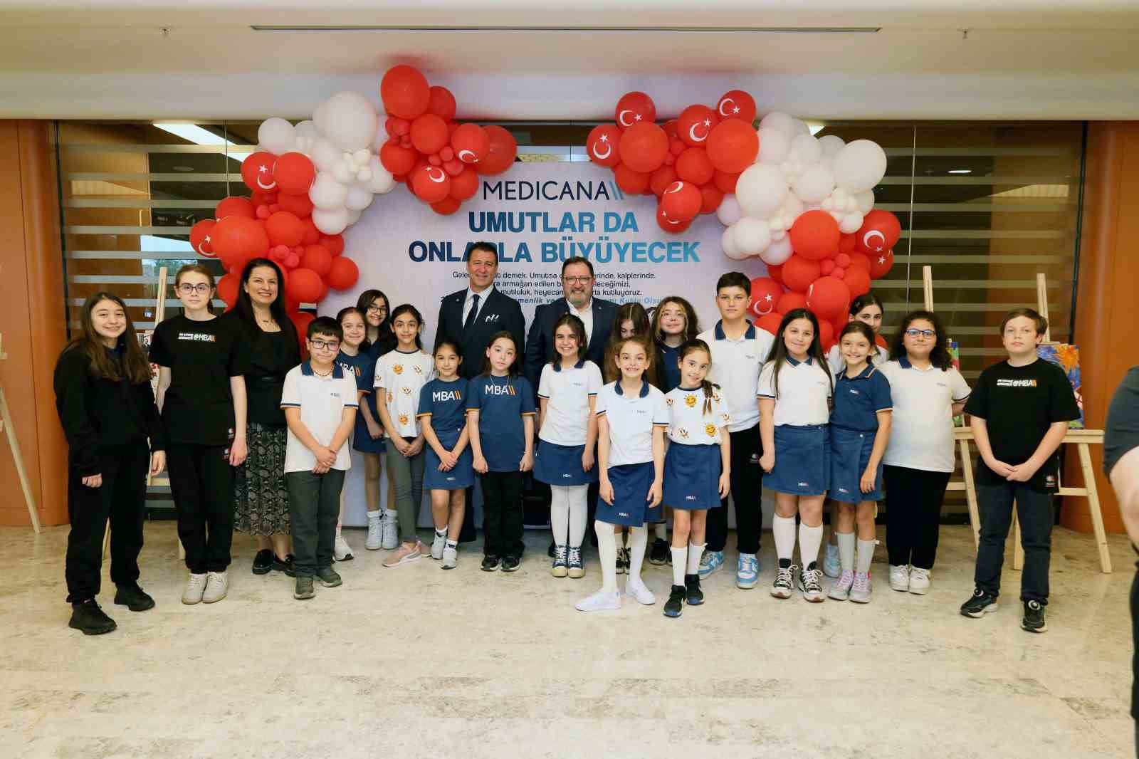 Çocukların Atatürk sevgisi tuvale yansıdı