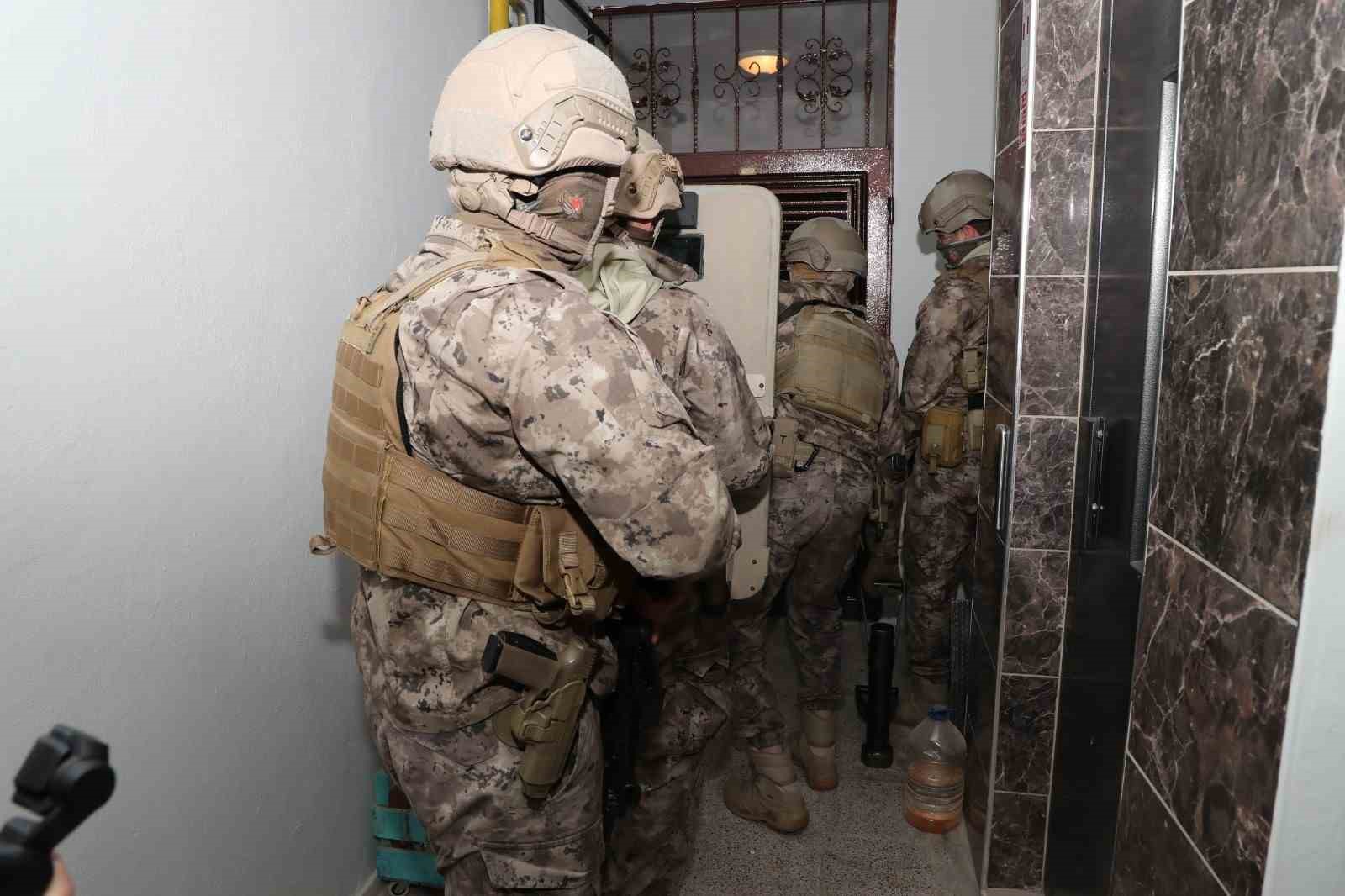 Mersin merkezli 20 ilde operasyon: 128 tutuklama