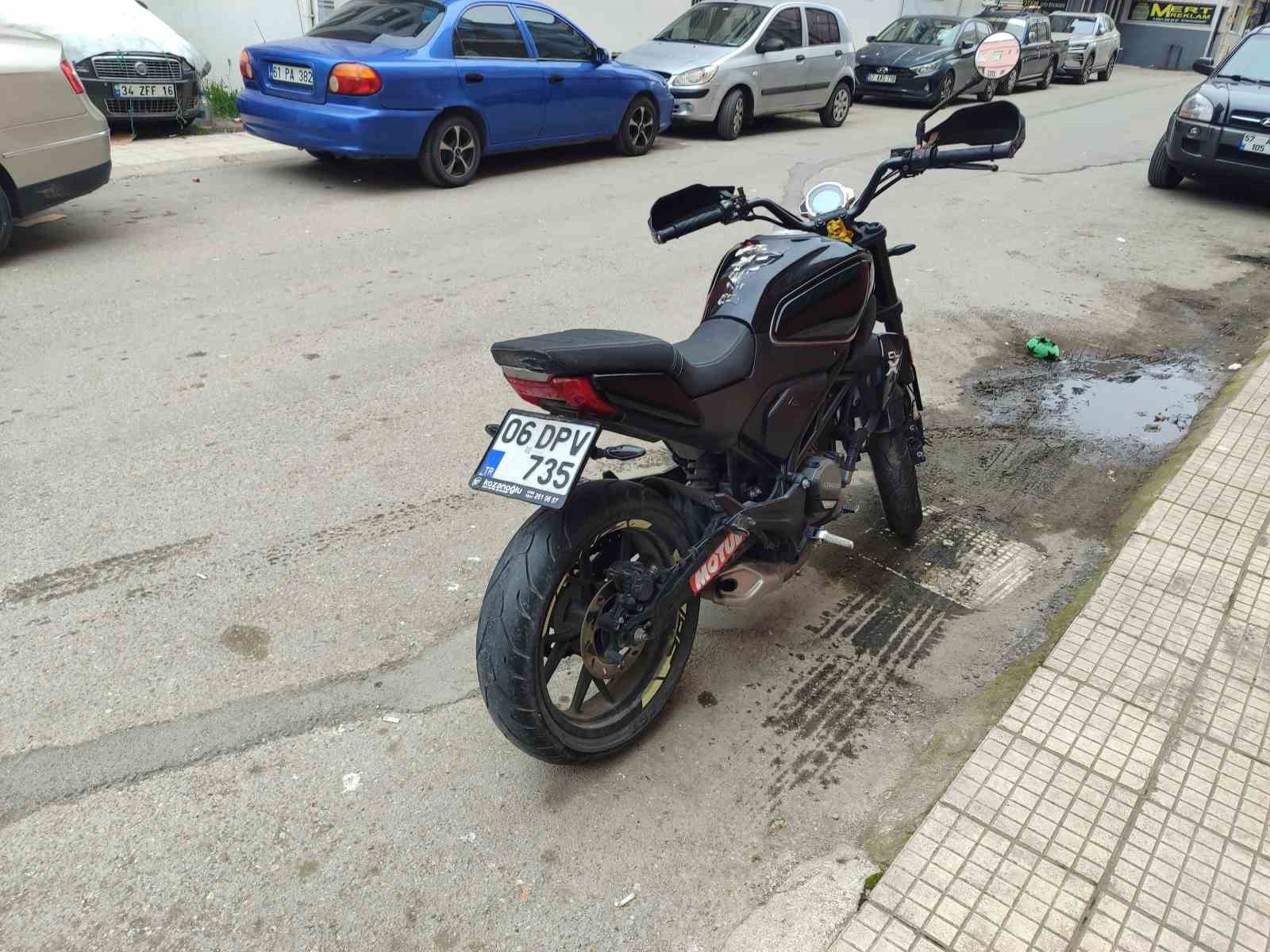 Sinop’ta trafikte tehlikeli şov hastanede bitti: 1 yaralı