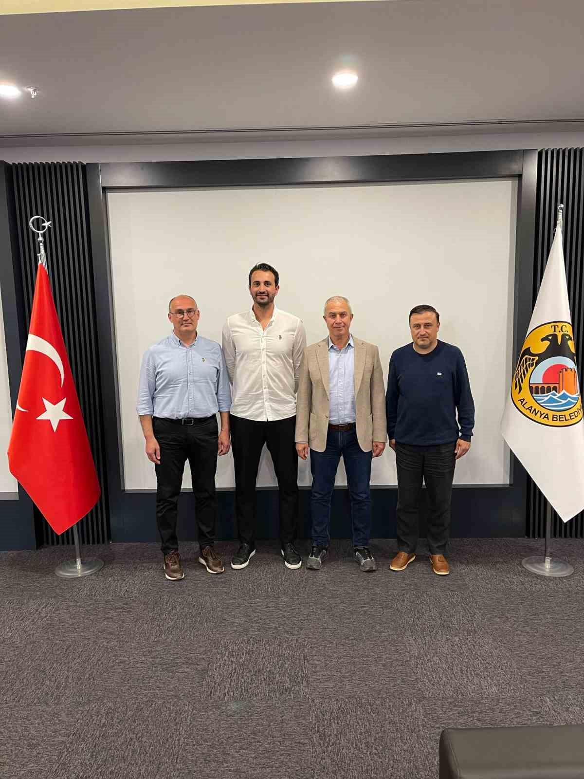 Alanya Belediyespor, Başantrenör Serkan Oğuz ile sözleşme uzattı