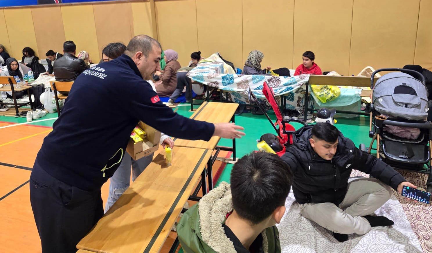 Bah&ccedil;elievler Belediyesi&rsquo;nden deprem sonrası hızlı m&uuml;dahale
