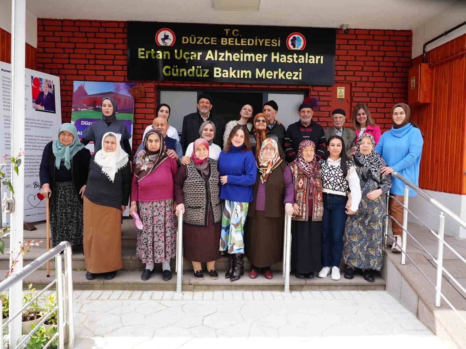 Düzce Belediyesi’nin şefkat eli binlerce aileye dokundu
