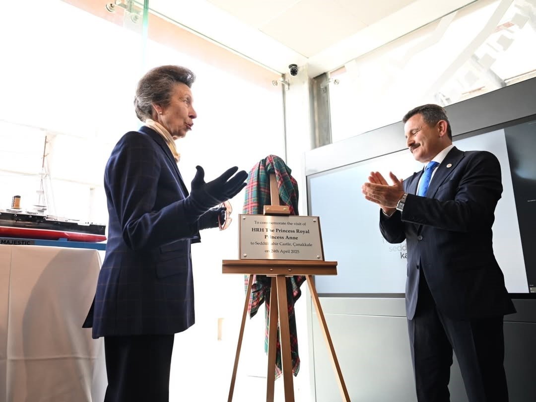 Birleşik Krallık Kraliyet Prensesi Anne, Seddülbahir Kalesi’ni ziyaret etti