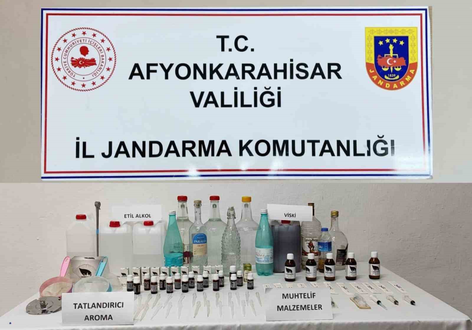 Sahte alkol üretip satan şahsı jandarma yakaladı