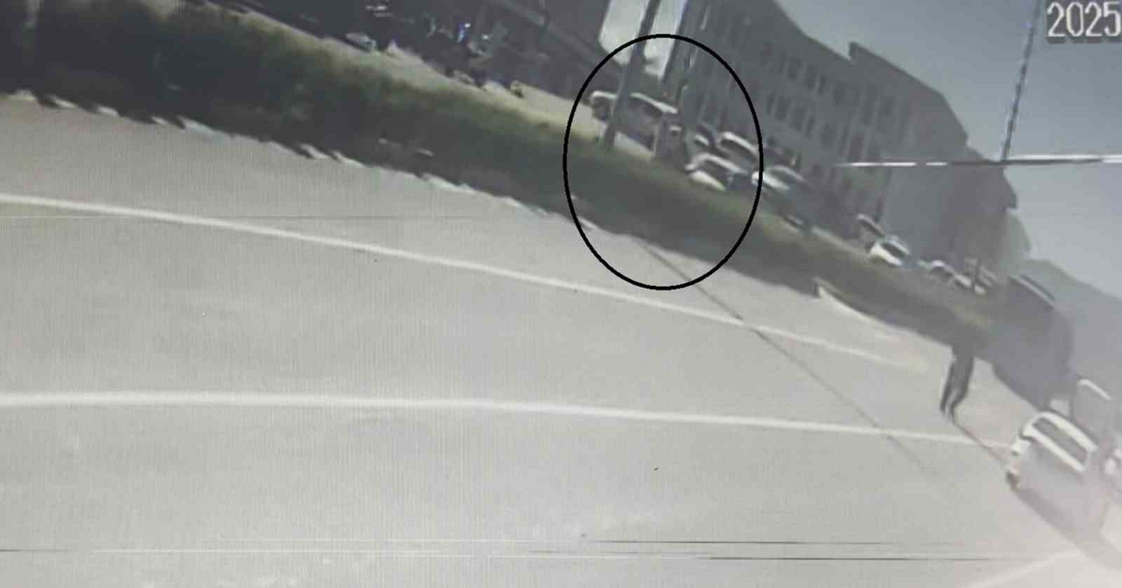 Yaya geçidinde aracın çarptığı kadın yaralandı