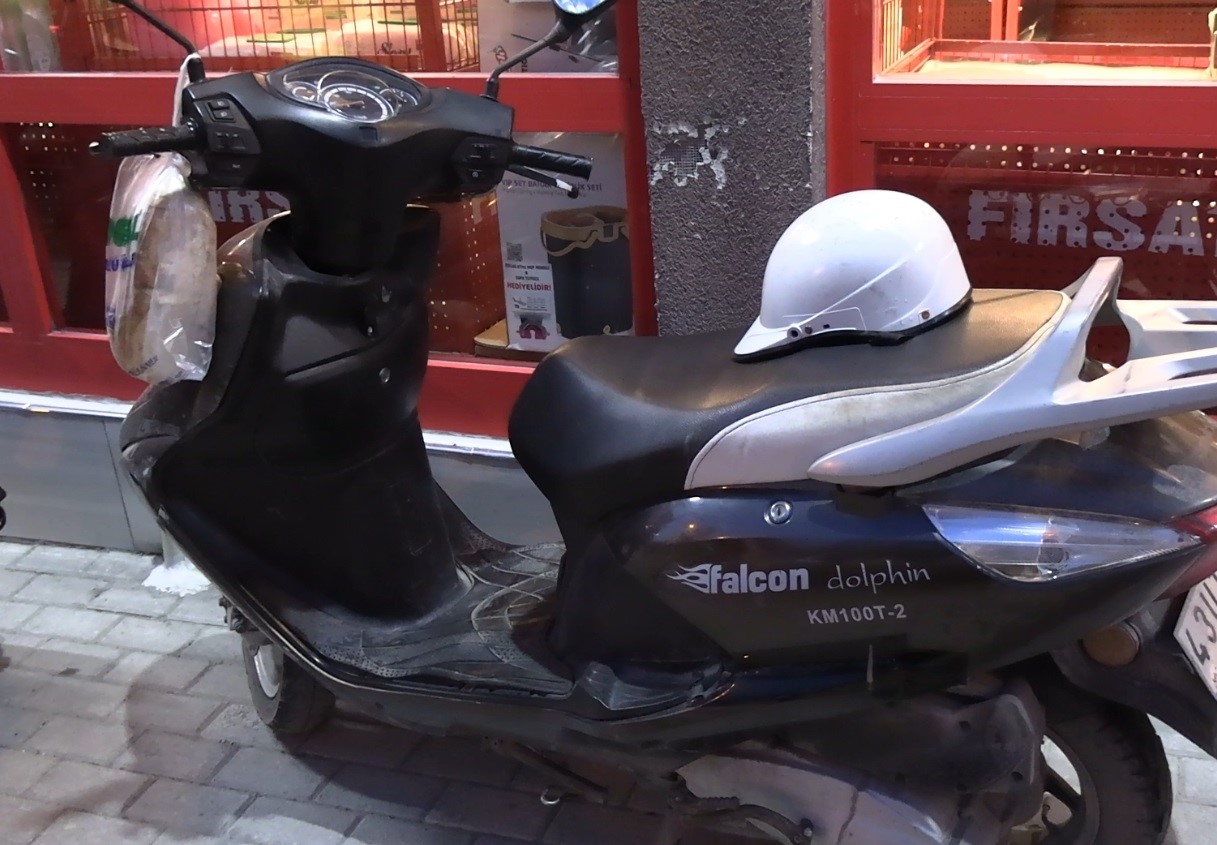 Tavşanlı’da otomobil ile motosiklet çarpıştı: 2 yaralı