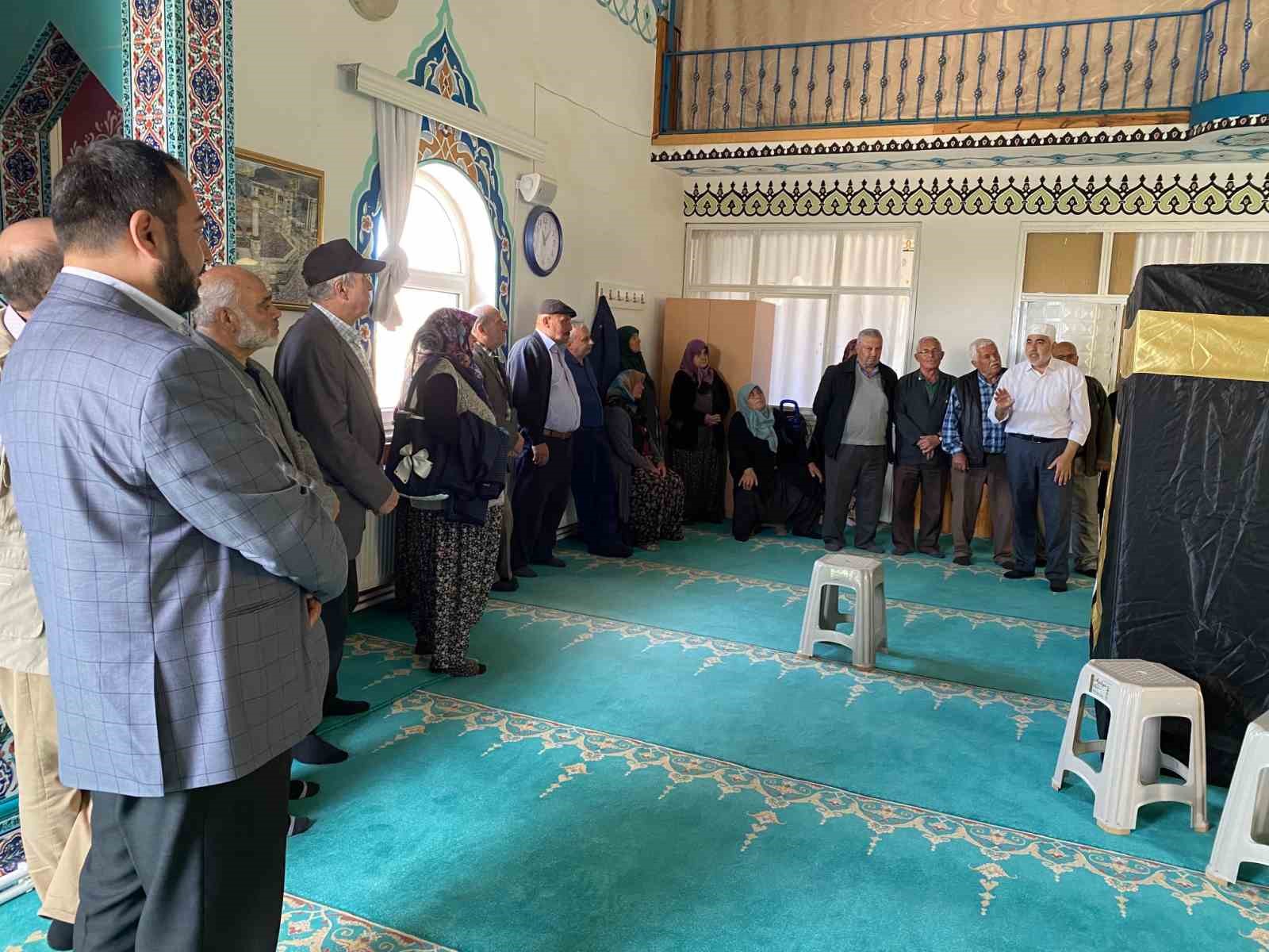 Hüyük’te hacı adaylarına uygulamalı eğitim