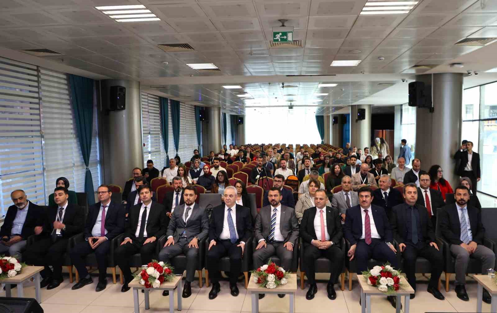 "3. İklim Değişikliği ve Şehirlerin Geleceği" Çalıştayı, KTO Karatay Üniversitesi ev sahipliğinde başladı