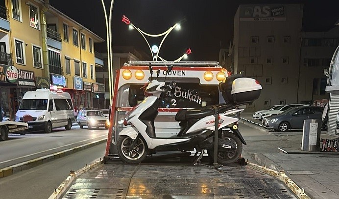 Erzincan&rsquo;da motosiklet denetimi; 11 motosiklet trafikten men edildi
