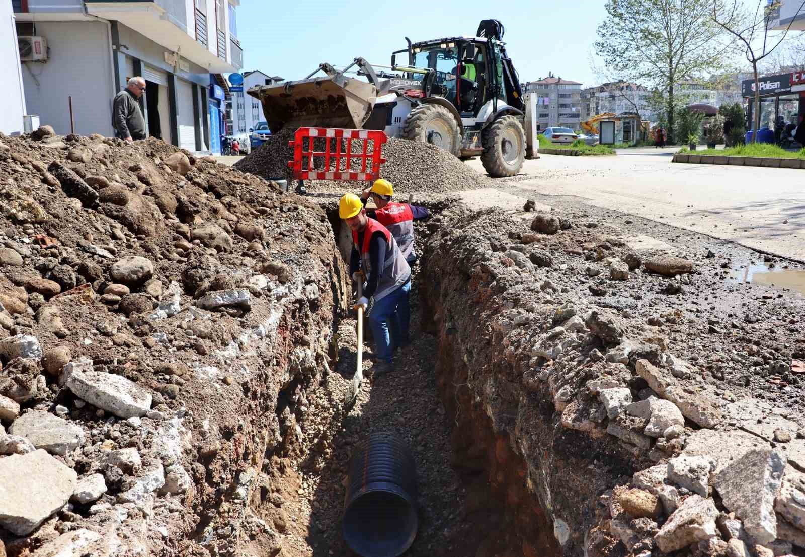 Ordu Büyükşehir, su baskınlarına kalıcı çözüm için çalışıyor