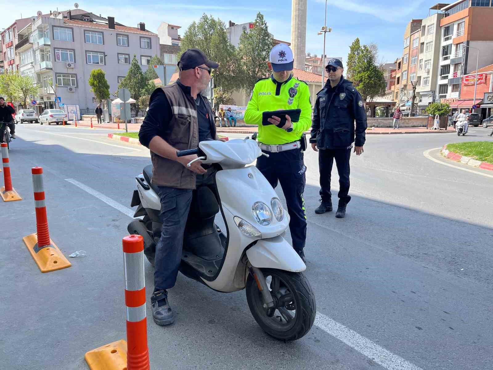 Hayrabolu&rsquo;da motosiklet denetimi
