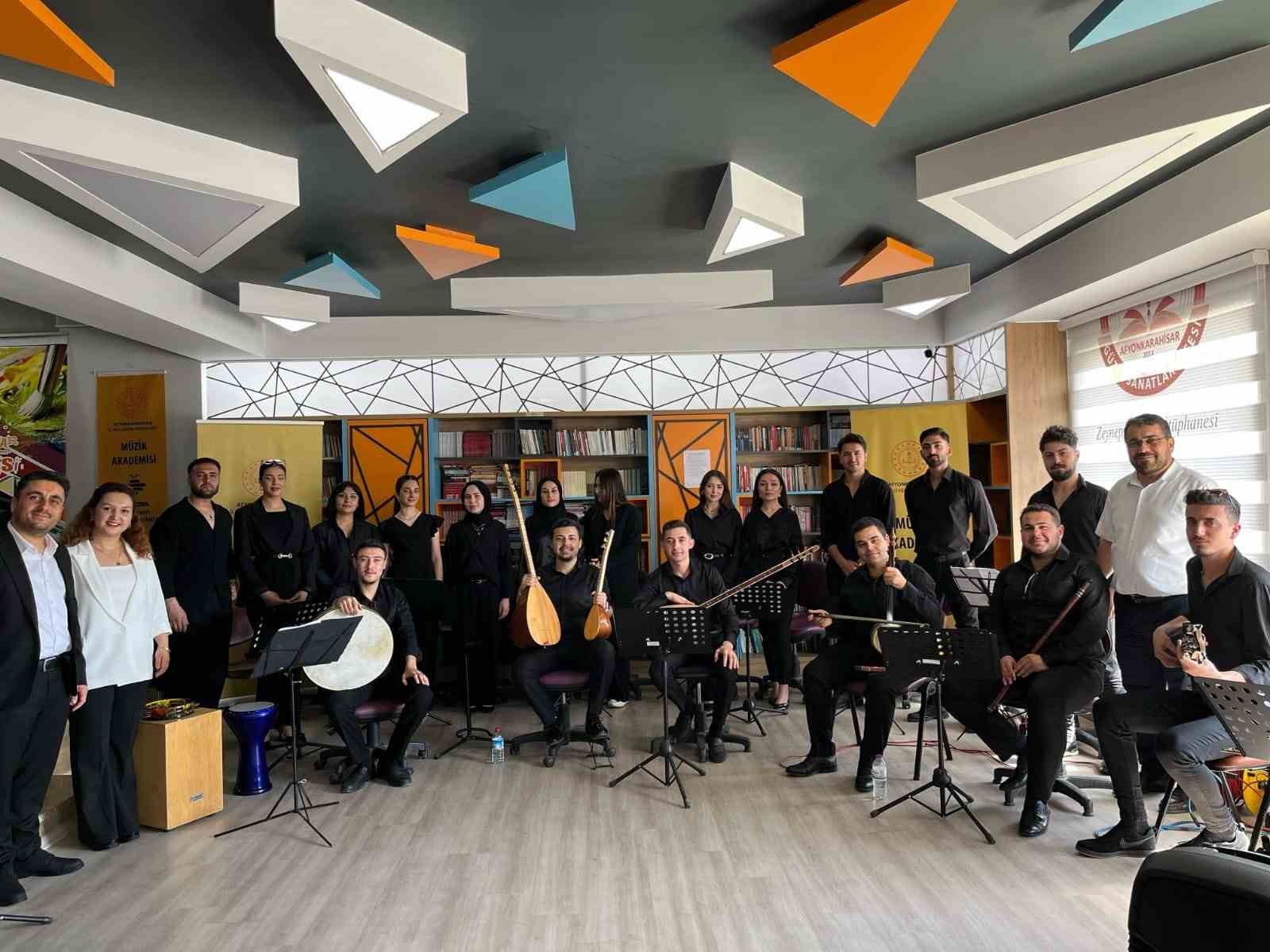 Afyonkarahisar &Ouml;ğretmen Akademilerinde m&uuml;zik dolu bir g&uuml;n
