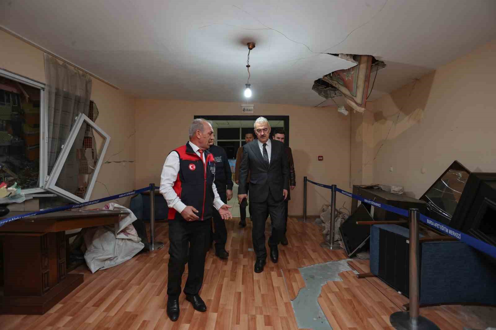 Vali Ayyıldız’dan AFAD’a ziyaret