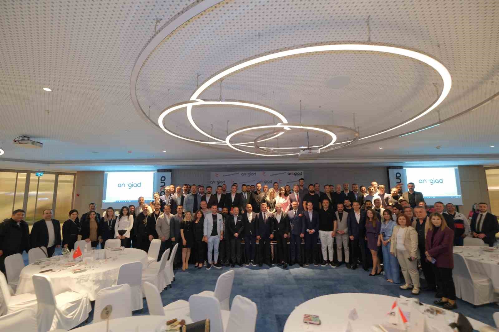 ANTGİAD Başkanı Yavaş: "Çok hızlı stratejik kararlar alabilen çevik işletmelere dönüşmek zorundayız"