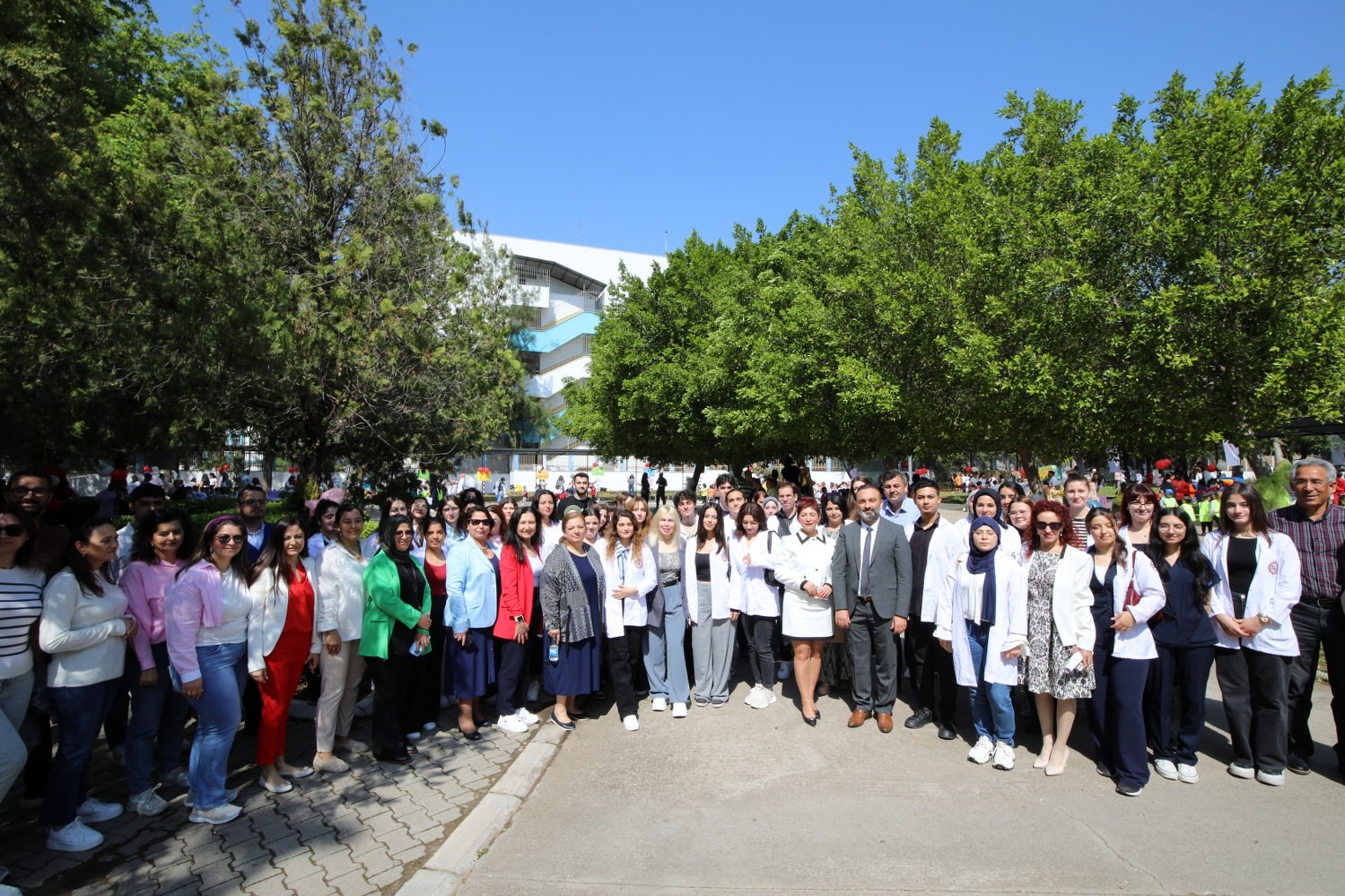 Akdeniz Üniversitesi’nde 5. Geleneksel Çocuk Şenliği düzenlendi
