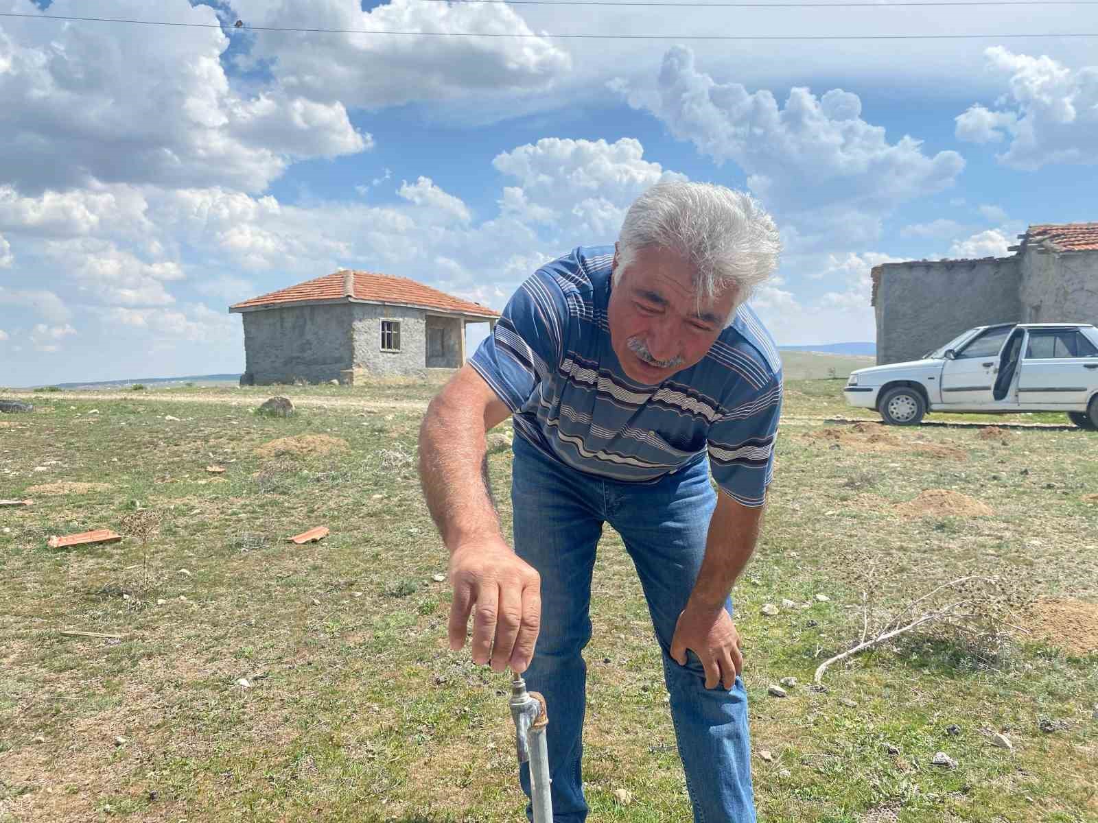 Ankara’nın yanı başındaki susuz köyün sakini: "Taşıma suyla değirmen dönmez"