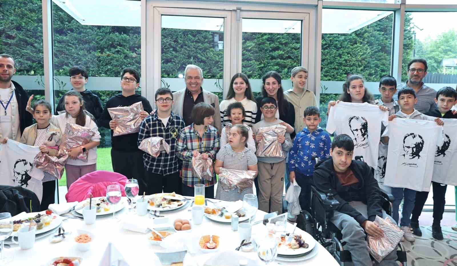 Başkan Şadi Özdemir: Sorunların farkında olursak çözebiliriz