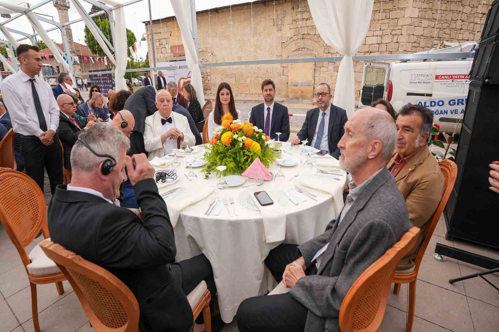 Tarsus, &rsquo;Golden Apple&rsquo; &ouml;d&uuml;l&uuml;n&uuml;n sahibi oldu
