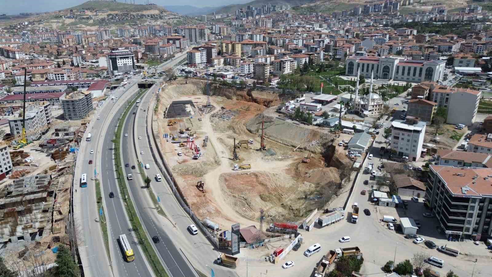 Başkan Taşkın: "Malatya&rsquo;nın yeni y&uuml;z&uuml; burada y&uuml;kseliyor"
