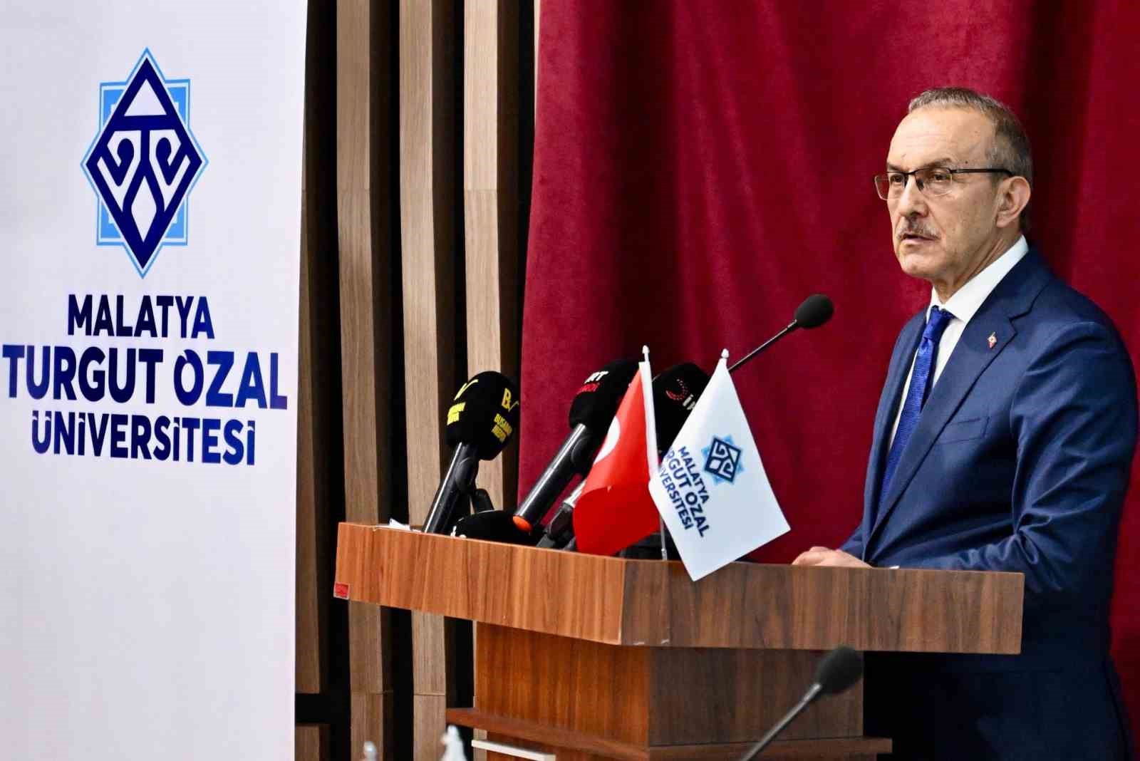 Zirai donun ardından kayısının geleceği masaya yatırıldı