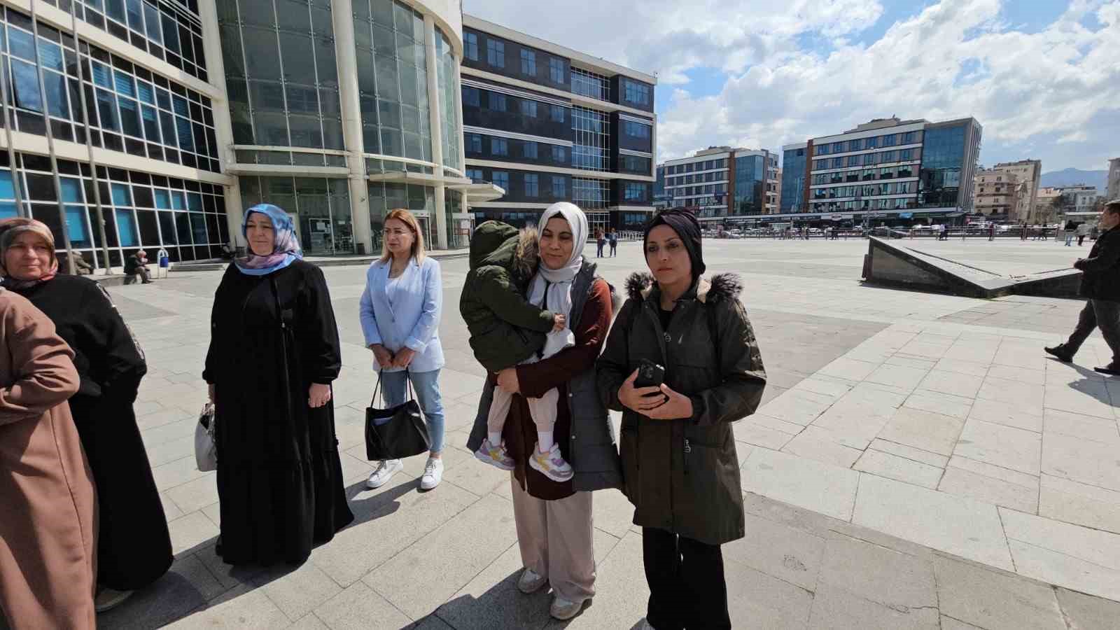 Emlakçı olduğu iddia eden şahıs 49 kişiyi 1 milyon dolar dolandırdı