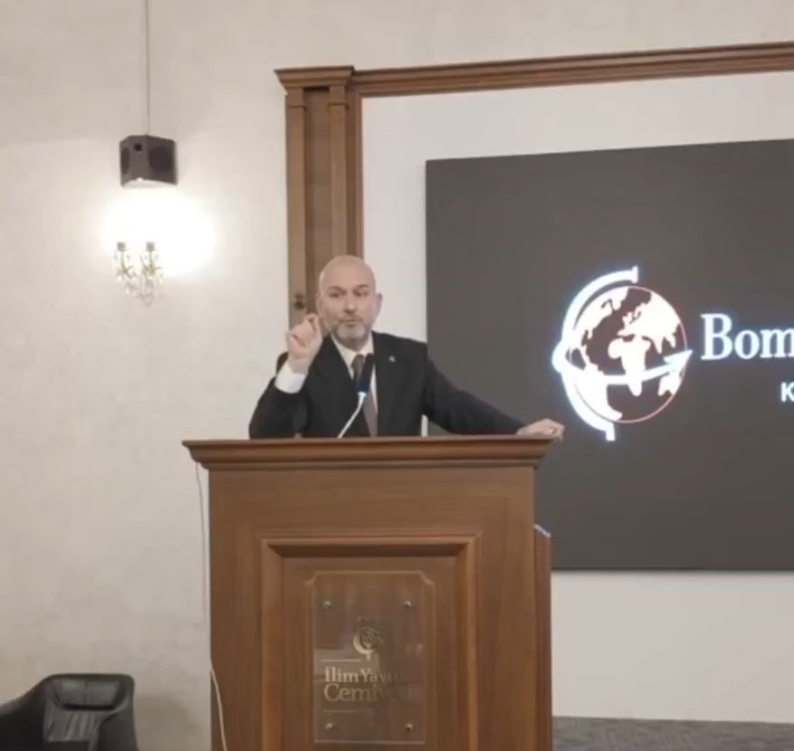 Süleyman Soylu’dan Özgür Özel’e: "Siyaset zorbası Özgür Özel"