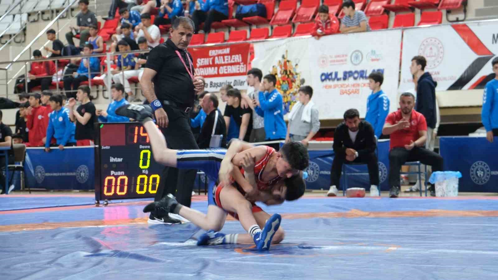 U15 Türkiye Güreş Grup Müsabakalarının açılışı yapıldı