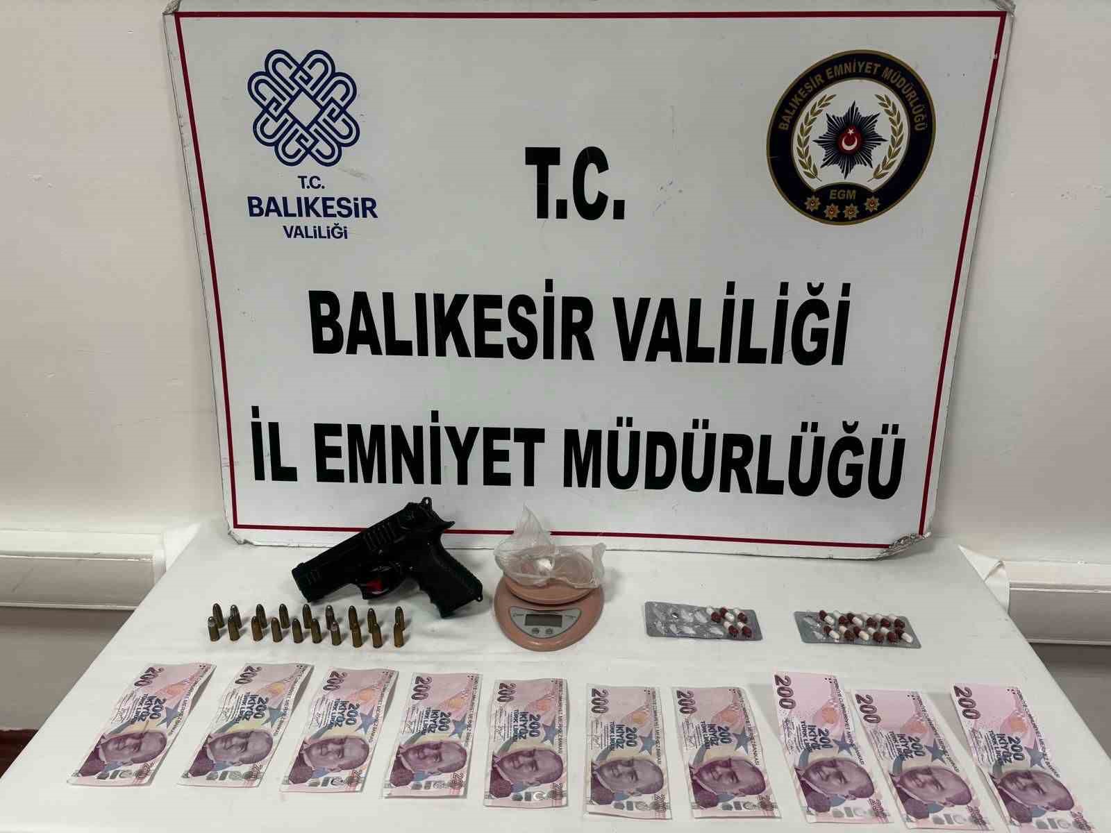 Balıkesir’de sahte para operasyonu: 10 kişi tutuklandı