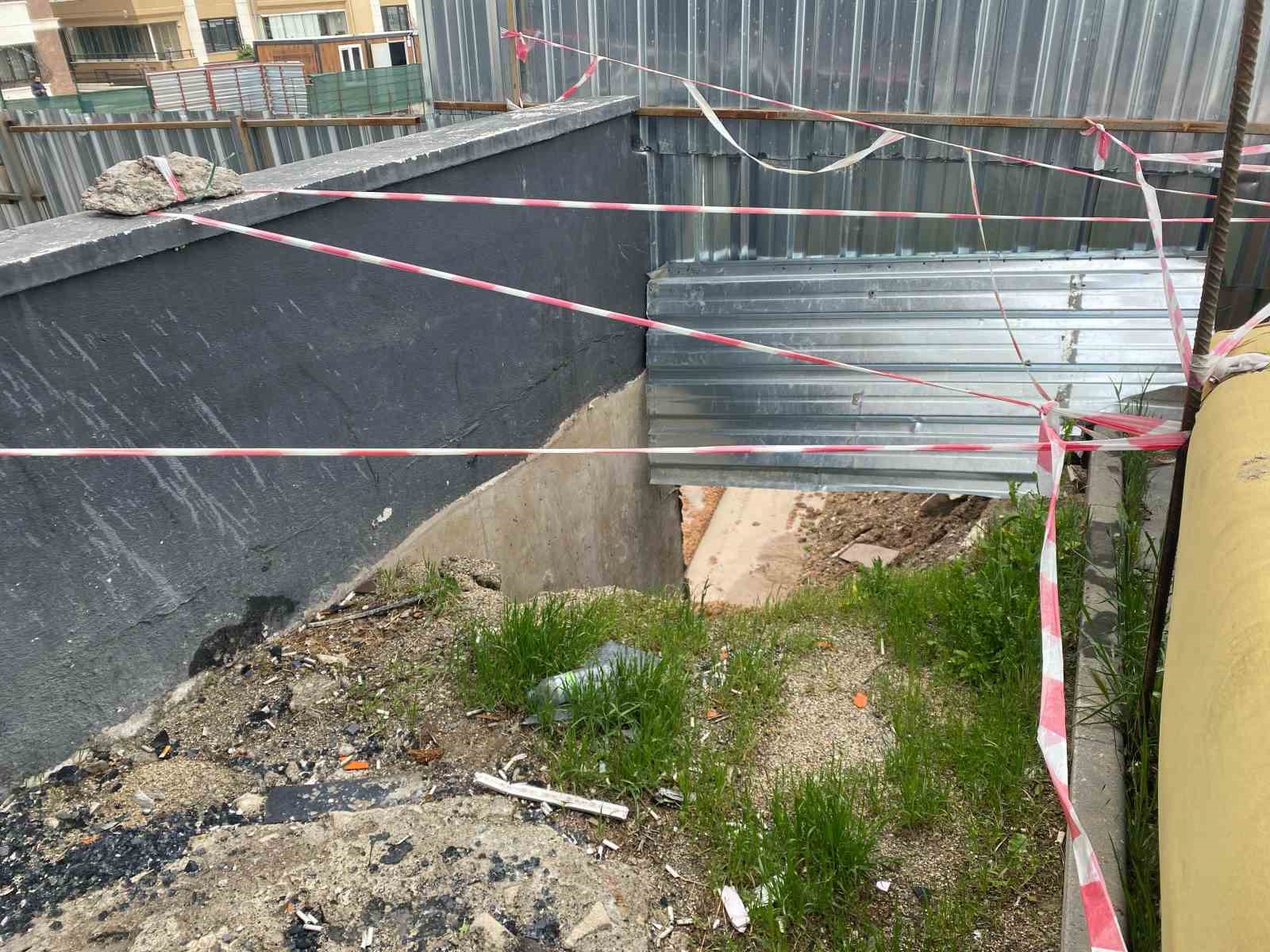 Başkent’te yağmurlardan sonra oluşan göçük korkuttu