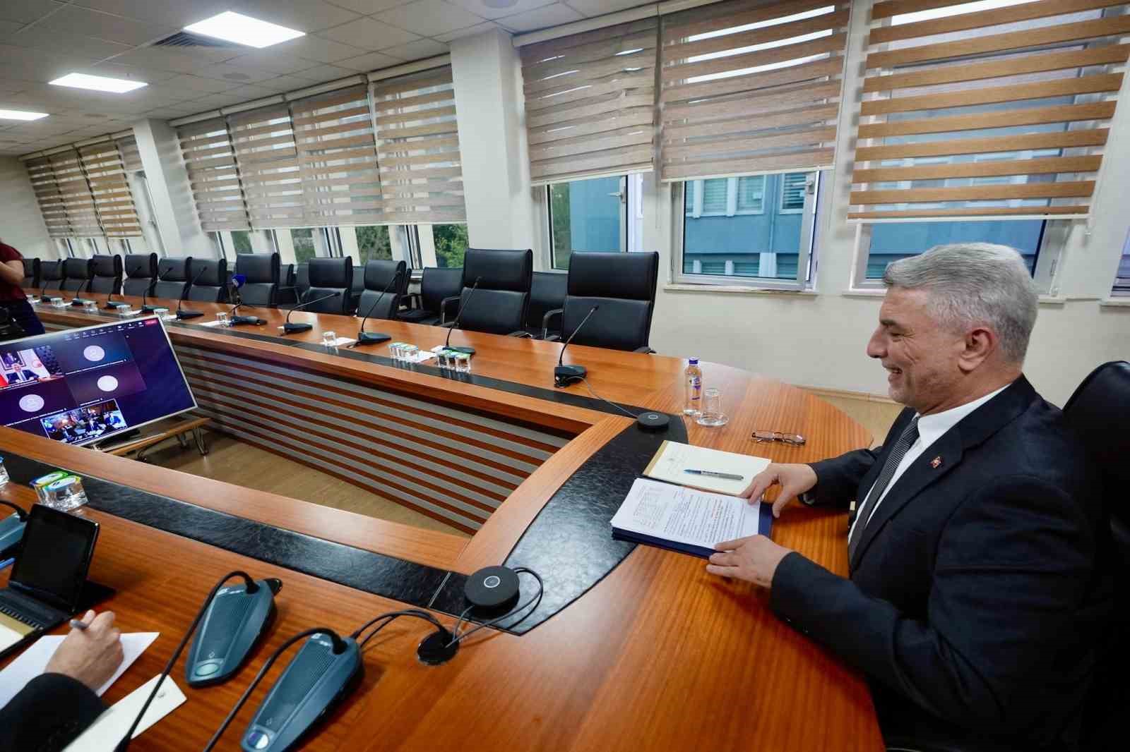 Ticaret Bakanı Bolat: "Türkiye ve ABD olarak karşılıklı ticaretimizi daha da ileri taşımak için birlikte çaba göstermeye devam edeceğiz"