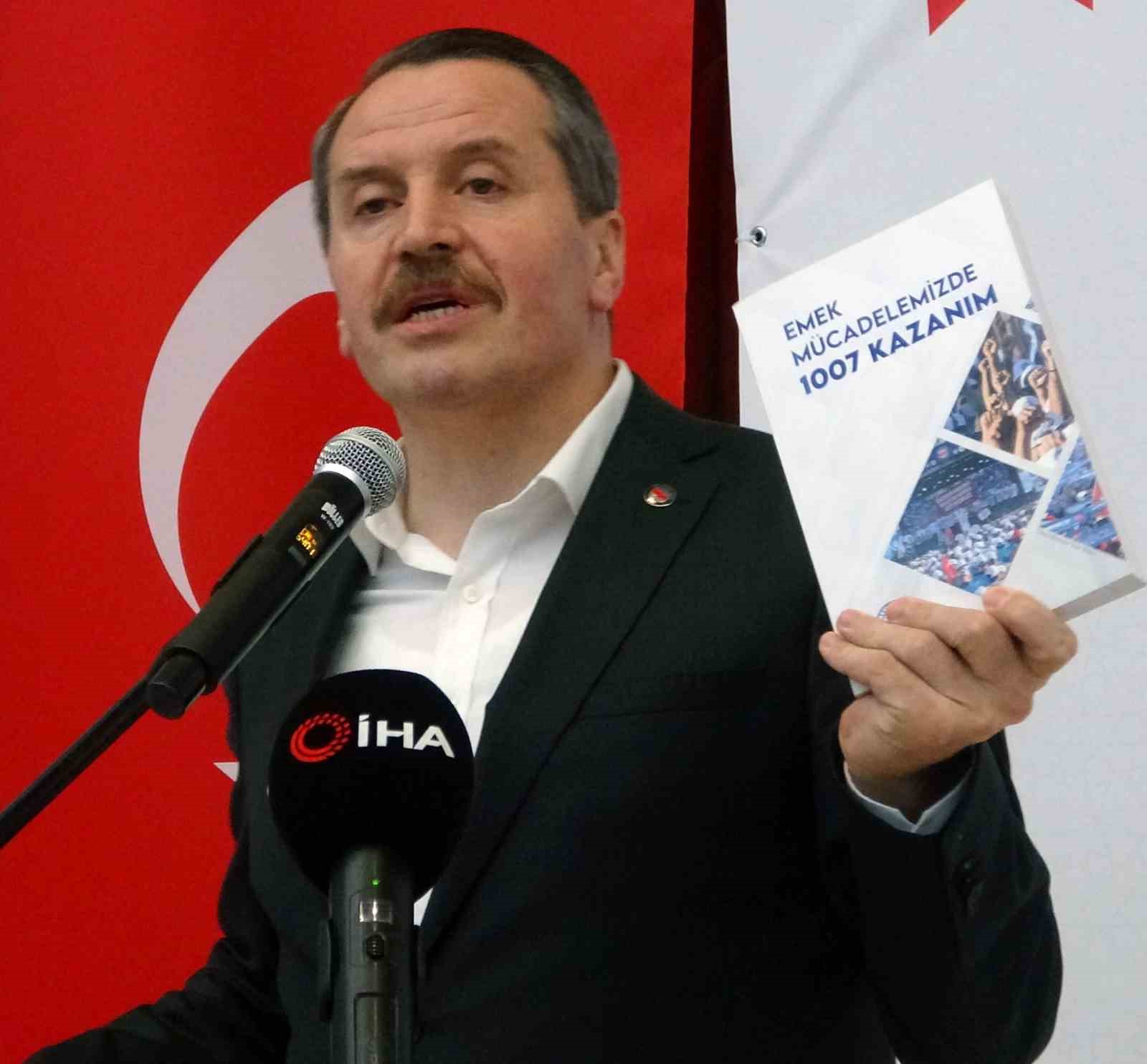 Memur-Sen Genel Başkanı Yalçın: &quot;Milleti küçük gören jakobenlerin yanında olmadık&quot;