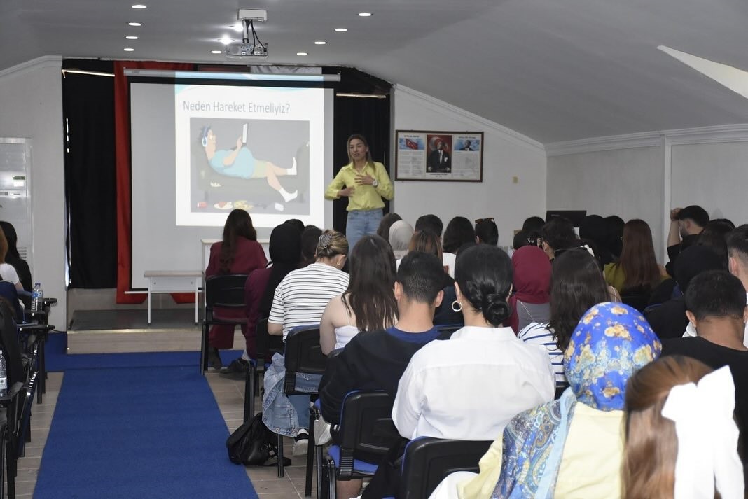 Köyceğiz’de "Fiziksel Aktivite ve Sağlıklı Yaşam’’ semineri verildi