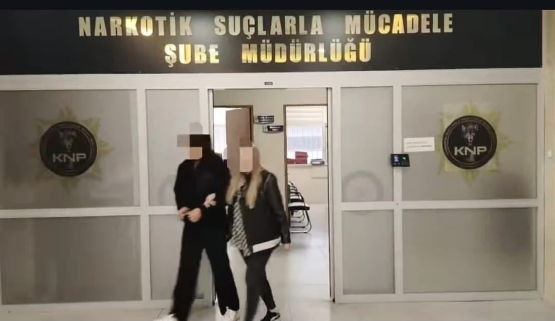 K&uuml;tahya&rsquo;da uyuşturucuyla yakalanan ş&uuml;pheli tutuklandı
