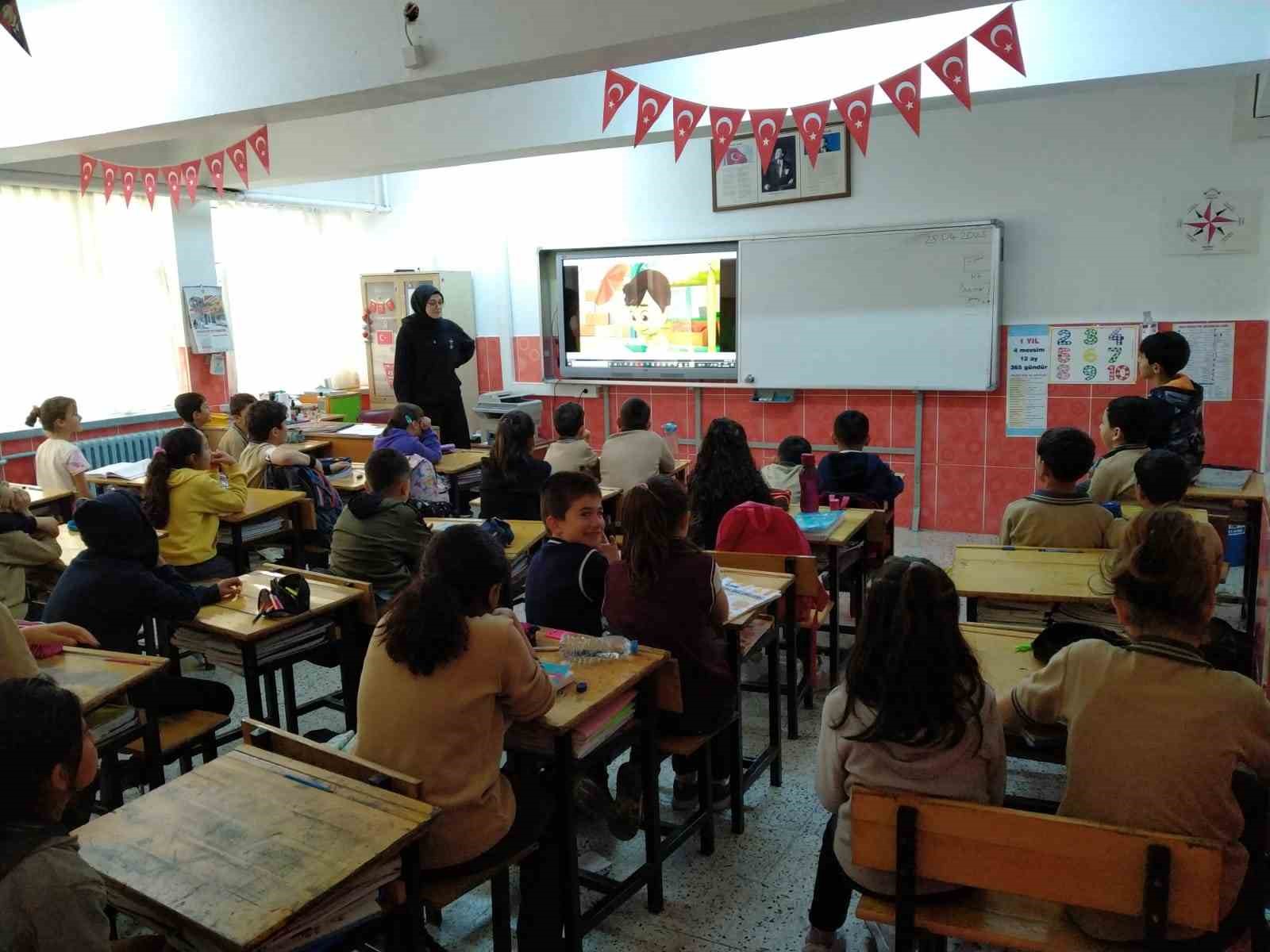 Yeşilay’dan 700 öğrenciye eğitim