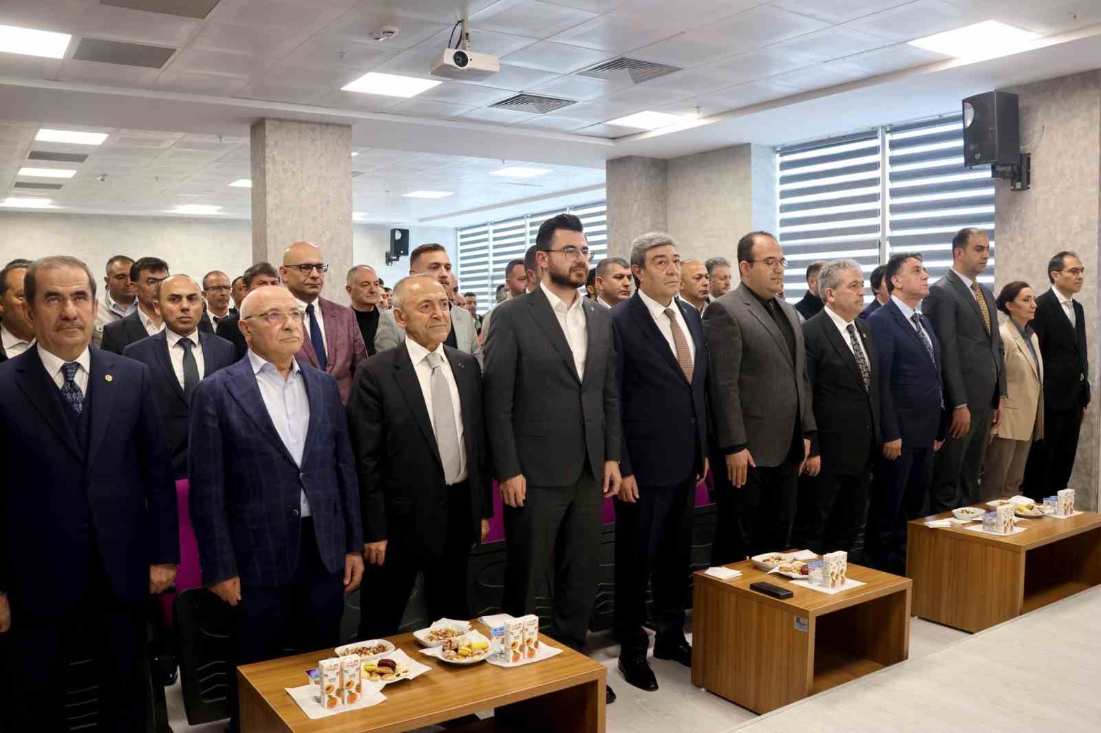 Hatice Muammer Kocat&uuml;rk Ağız ve Diş Sağlığı Polikliniği hizmete a&ccedil;ıldı
