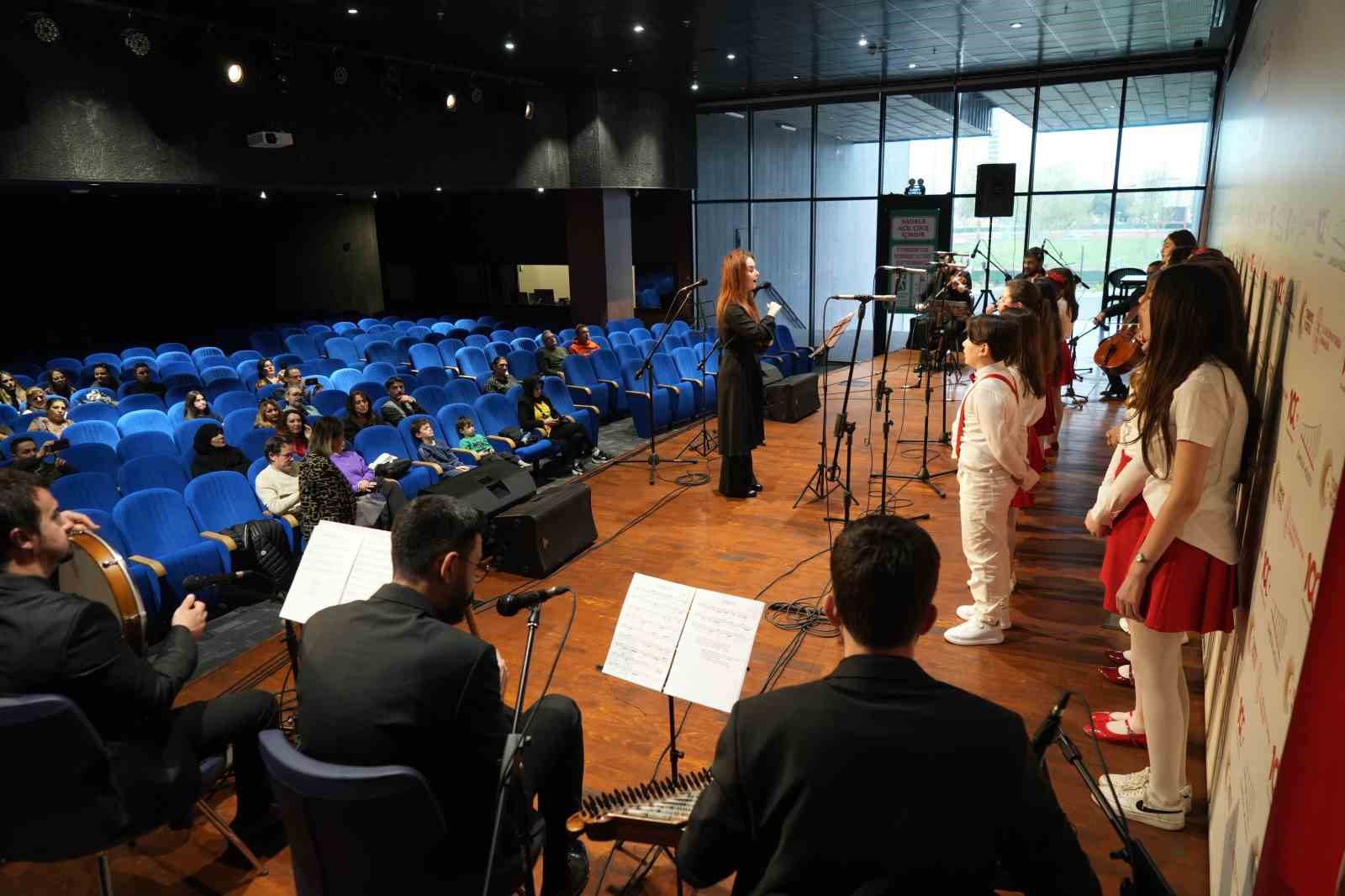 23 Nisan kutlamalarına konserli final